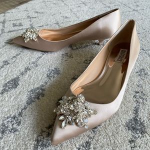 Badgley Mischka Bridal Shoe - Vail Kitten Pump 10